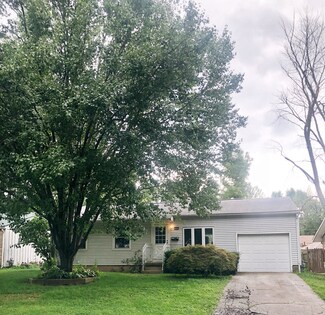 1007 N Highlands Dr, Urbana, IL 61801