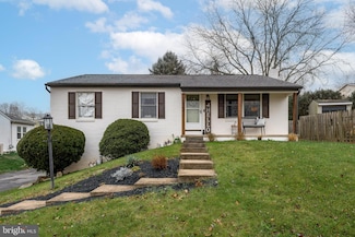 2433 Buchenhorst Rd, State College, PA 16801