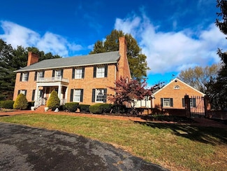 1210 W Ridge Rd, Wytheville, VA 24382