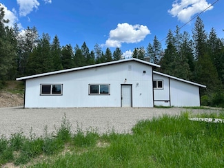 30710 N Newport Hwy, Chattaroy, WA 99003