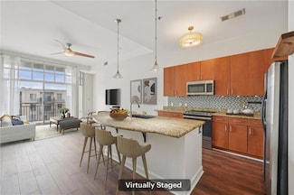 711 Cosmopolitan Dr NE Unit 802, Atlanta, GA 30324