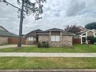 7831 Redgate Cir, Houston, TX 77071