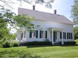 22 Meeting House Hill Rd, Sanbornton, NH 03269