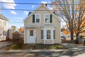 68 Thompson St, Amesbury, MA 01913