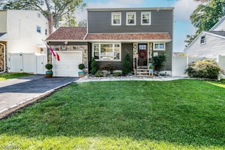 545 Livingston Rd, Linden, NJ 07036