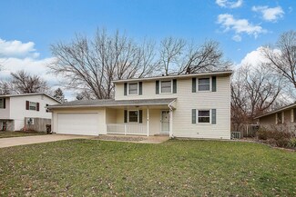 2212 Pine St, Hastings, MN 55033
