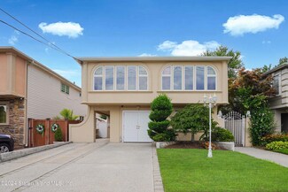 208 Arlene St, Staten Island, NY 10314