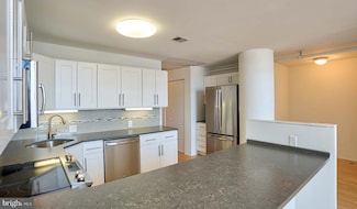 2300 Walnut St Unit 1B-314, Philadelphia, PA 19103