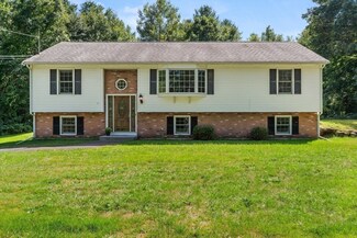 57 Uptack Rd, Groveland, MA 01834