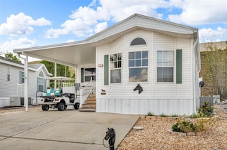 733 Center Crest Blvd, Davenport, FL 33837