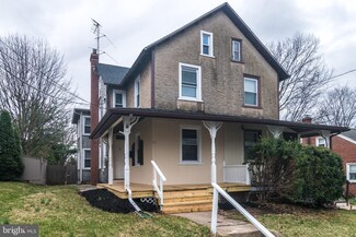 30 N 3rd St, Souderton, PA 18964