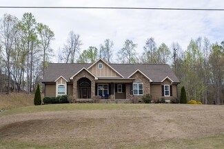3095 Hidden Lake Rd, Dalton, GA 30721