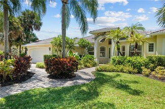 907 Grand Rapids Blvd, Naples, FL 34120