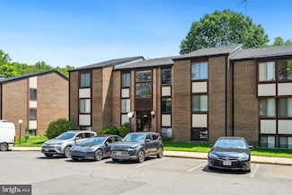 3113 Buccaneer Ct Unit 101, Fairfax, VA 22031