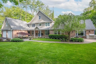 14 Rockwood Rd W, Manhasset, NY 11030