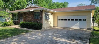 315 W 2nd Ave, Garnett, KS 66032