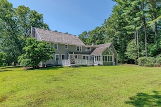152 Prospect St, Hingham, MA 02043