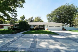 2204 S Blaine St, Grand Island, NE 68801
