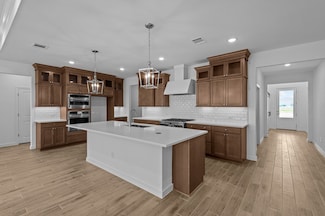 12618 Old Fashion Cir, Mont Belvieu, TX 77535