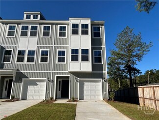 37 Towne Park Ct, Rincon, GA 31326