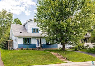31 E Calvary Rd, Duluth, MN 55803