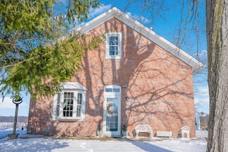 5510 Elevator Rd NE, Pleasantville, OH 43148
