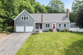 25 Rayburn Dr, Millbury, MA 01527