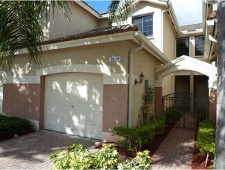 3819 Pond Apple Dr, Weston, FL 33332