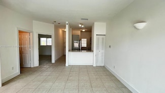 695 SW 11th St Unit 304, Miami, FL 33129