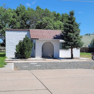 201 W Avenue D, Oshkosh, NE 69154