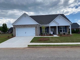 911 Park Place St, Social Circle, GA 30025