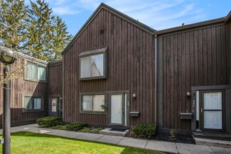 255 Ballantrae Ct Unit 151, Kalamazoo, MI 49006