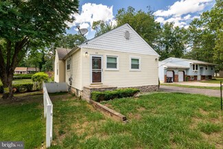 111 Oak Ave, West Berlin, NJ 08091
