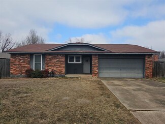 1313 Jupiter Rd, Edmond, OK 73003