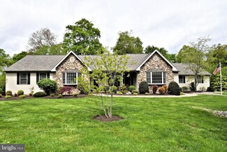 675 Forest Creek Dr, Ambler, PA 19002