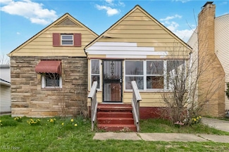 21417 Gardenview Dr, Maple Heights, OH 44137