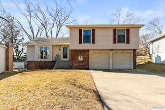 313 Rexroad Place, Bellevue, NE 68005