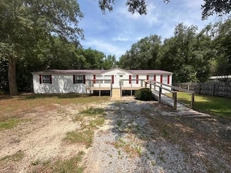 3039 Crittenden Dr, Navarre, FL 32566