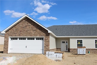 334 Cherokee Dr, Beaver Falls, PA 15010
