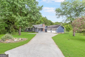 412 Perry Rd, Armuchee, GA 30105