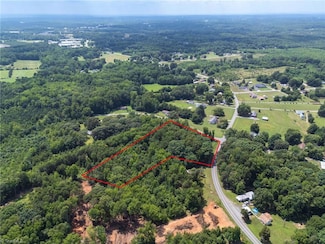 111 Pearson Cemetery Rd, Reidsville, NC 27320