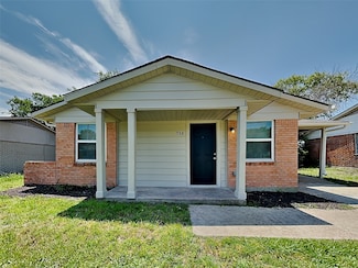 538 W Kearney St, Mesquite, TX 75149