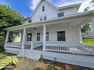 1013 Allegheny St, Jersey Shore, PA 17740