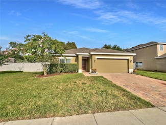 196 Whispering Pines Way, Davenport, FL 33837