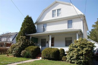 51 W Center St, Shavertown, PA 18708