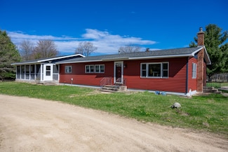 W5254 Mcnally Rd, Necedah, WI 54646