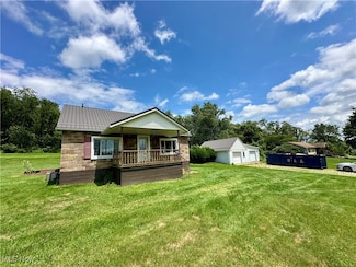 43818 Sherwood Rd, Wellsville, OH 43968