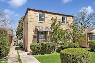 3816 Dobson St, Skokie, IL 60076