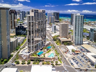 600 Queen St Unit 607, Honolulu, HI 96813