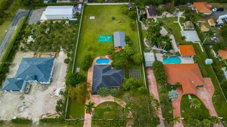 19780 SW 208th St, Miami, FL 33187